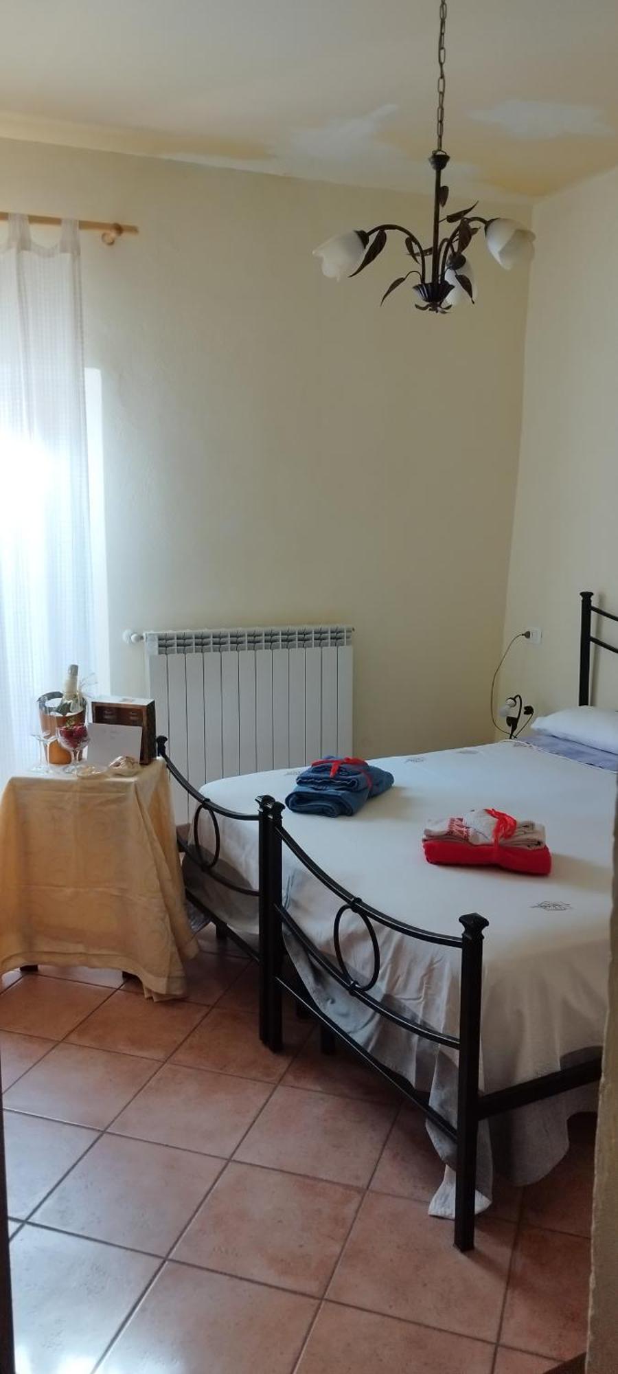 La Strega Ubriaca Bed & Breakfast กอลเลวัลเดลซา ภายนอก รูปภาพ